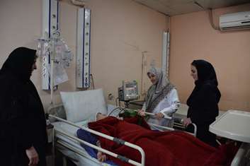  گرامیداشت روز مادر و ولادت حضرت زهرا(س) در مرکز آموزشی درمانی حمایت مادران شهید اکبرآبادی