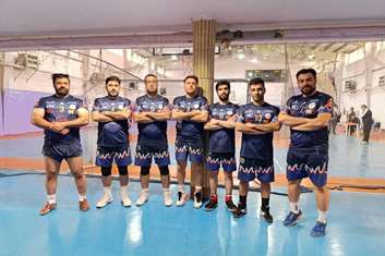 تیم والیبال مرکز آموزشی درمانی حمایت مادران شهید اکبرآبادی قهرمان المپیاد ورزشی دهه فجر شد