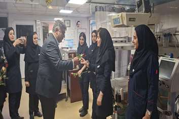 تجلیل از پرستاران بیمارستان حمایت مادران شهید اکبرآبادی به مناسبت روز پرستار