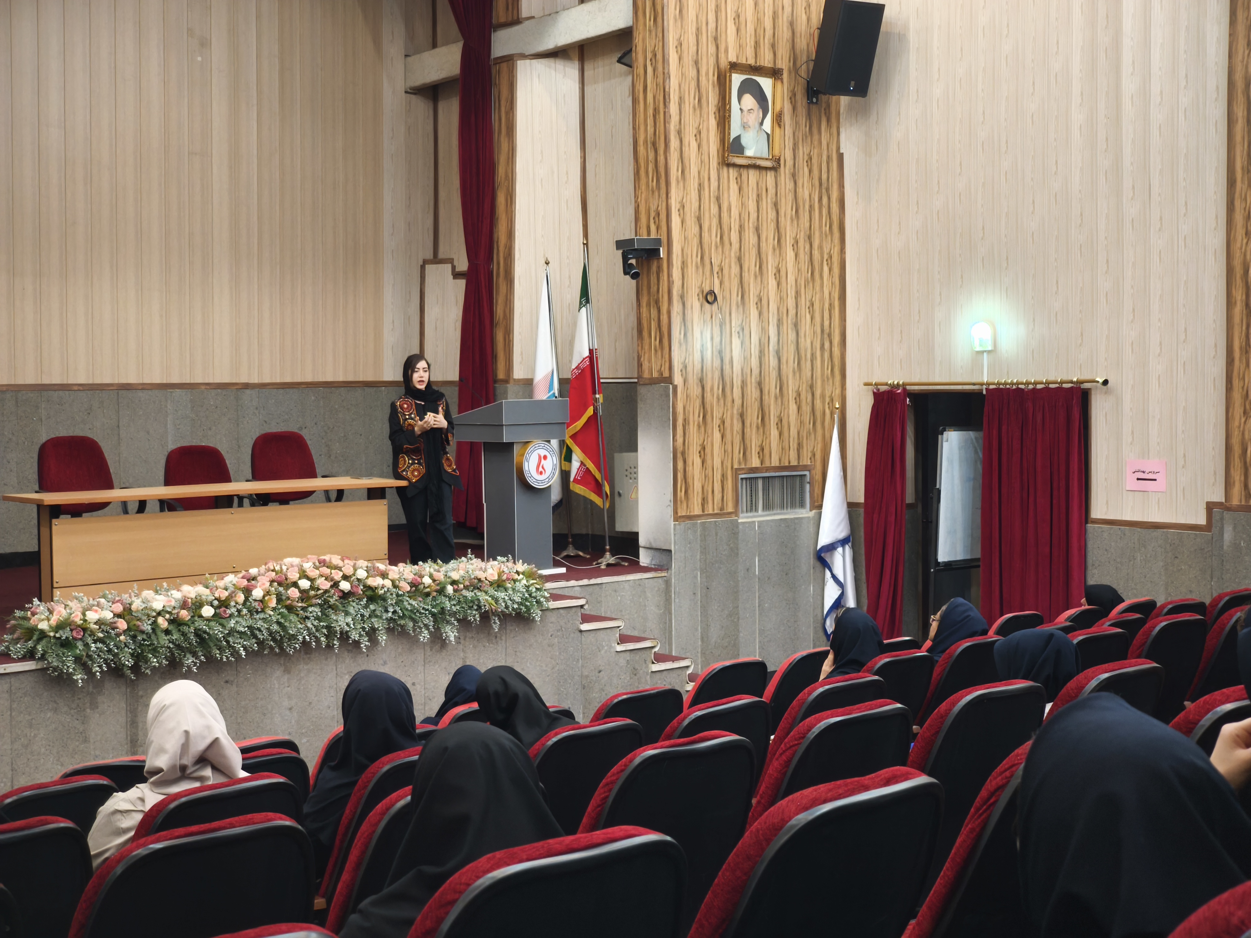 برگزاری کارگاه آموزشی «تاب‌آوری روانی در شرایط بحران» در مرکز آموزشی درمانی شهید اکبرآبادی